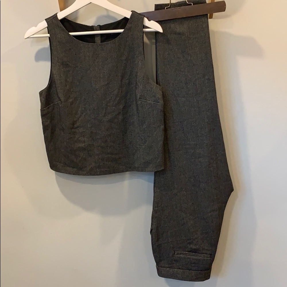 Banana republic pant suit and top